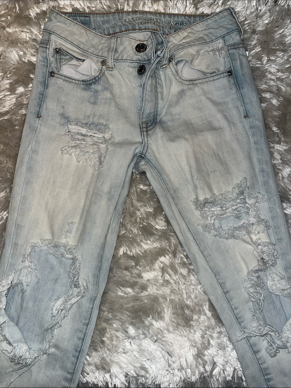American Eagle Outfitters Light Blue Ripped Boy Cut Jeans